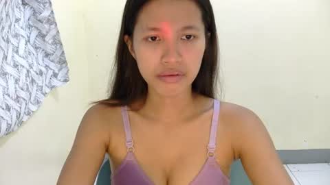 pink_bubbles011 online show from July 13, 6:39 am