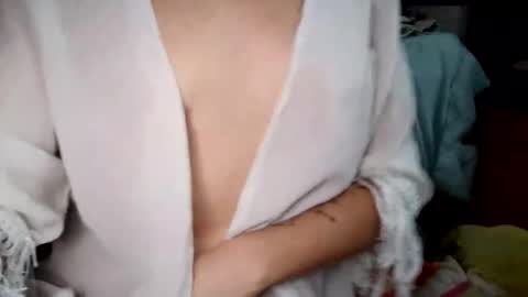 PinkieJXoxo online show from September 18, 4:22 pm