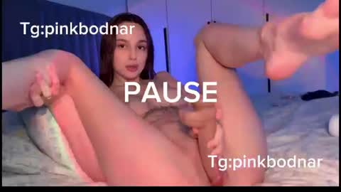 pinkbodnar_ online show from July 19, 4:15 am