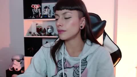 Snapshot of pinkcatlive chatting on September 8, 9:58 pm Emily online show from September 8, 9:58 pm