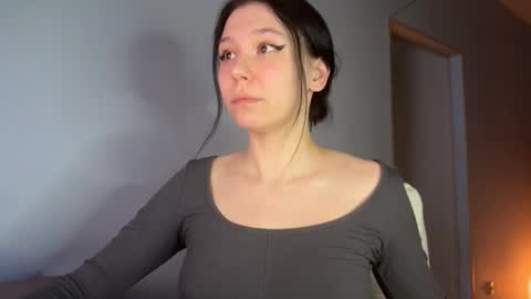 pinkdollylovv online show from March 6, 7:46 pm