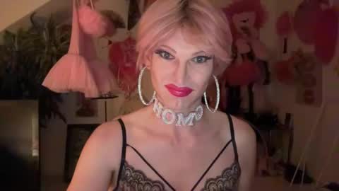 pinkfag online show from November 24, 6:39 pm