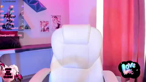 PINKK online show from December 18, 3:29 pm