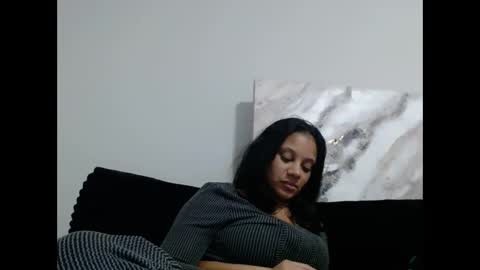 Snapshot of pinkmonae chatting on December 22, 6:17 am pinksugar online show from December 22, 6:17 am