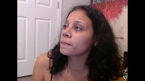 Snapshot of pinkmonae chatting on January 3, 2:43 am pinksugar online show from January 3, 2:43 am