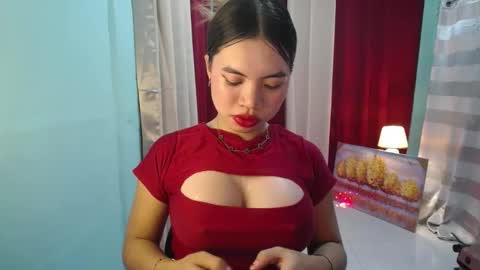 Tina online show from February 9, 5:05 pm