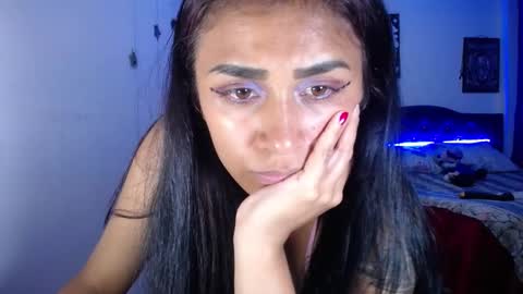 VIOLETA  follow me in pinky pinky  online show from January 12, 1:53 am