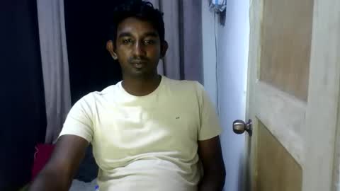 rayvienn online show from March 29, 2:51 pm