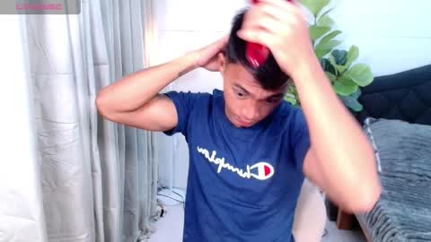 ethan online show from June 3, 11:46 am