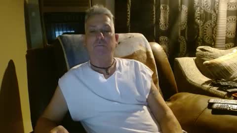 pirate334 online show from December 23, 2:29 am