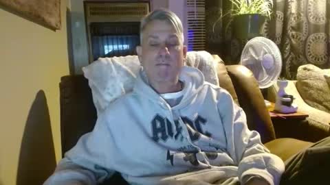 pirate334 online show from January 22, 11:53 pm