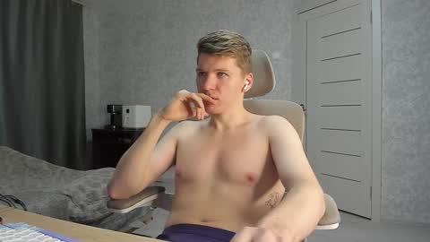 Pierre online show from January 8, 12:22 pm