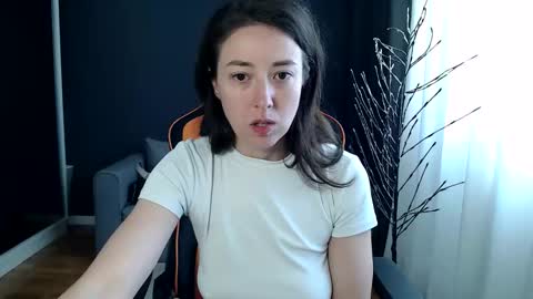 piscesgirl06 online show from October 29, 6:26 am