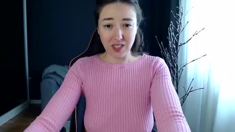 piscesgirl06 online show from April 22, 5:03 am