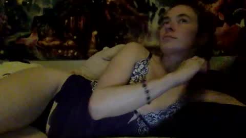 Snapshot of pixie_bella chatting on October 21, 6:11 pm pixie_bella online show from October 21, 6:11 pm