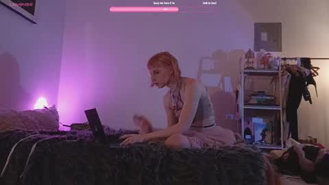 pixie_praxis online show from February 17, 6:53 am