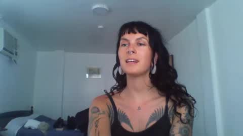 pixiecatfairy online show from March 21, 8:19 am