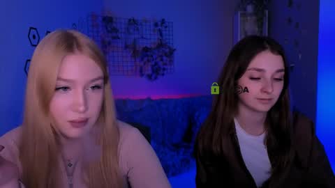 Sophie online show from April 7, 7:16 pm