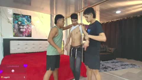   online show from March 29, 11:28 pm