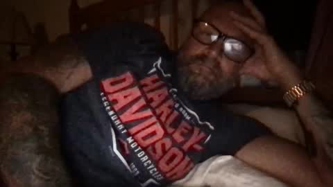 PleaseSitOnMyCock online show from March 17, 6:18 am