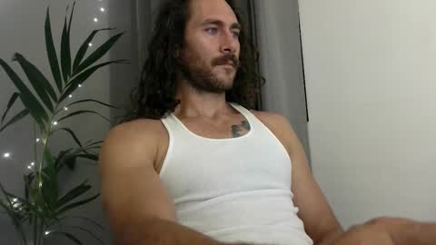 pleasure online show from December 13, 11:33 pm