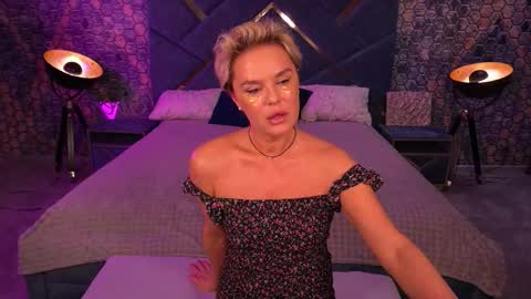 Ira brunette and Vika blonde online show from March 15, 7:02 am