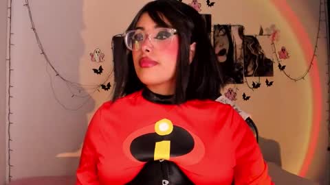 Willow                      Hours 12pm to 630pm Colombian time FRIDAY AND SUNDAY FREE DAYS online show from October 30, 6:19 pm