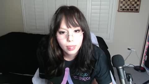 jada online show from December 22, 4:41 am