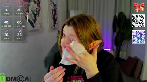 Polly online show from January 13, 1:35 am