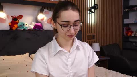 Polly online show from March 24, 12:11 pm