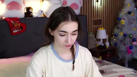 Polly online show from January 12, 7:59 am