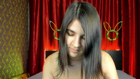 Polly online show from April 7, 12:07 pm