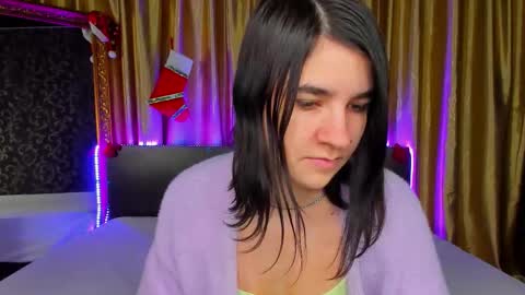 Polly online show from December 4, 7:30 am