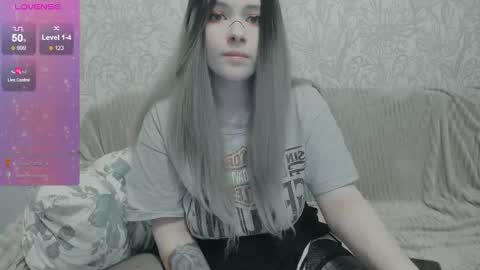 Polly online show from April 10, 10:47 pm