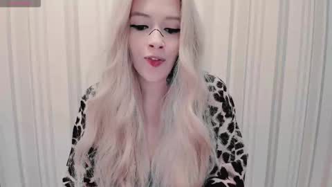 Polly online show from October 16, 8:36 am