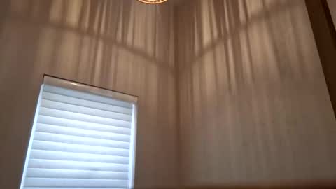 polsenos online show from May 24, 4:46 pm