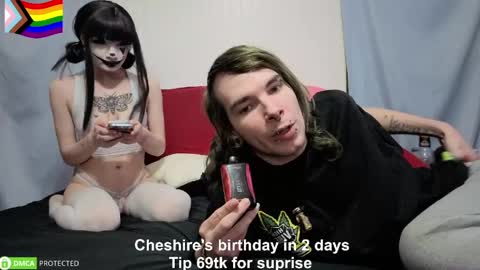 Cheshire  Bee online show from June 8, 1:11 am