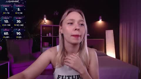 Snapshot of pooja_hegde chatting on September 20, 1:08 am Eva online show from September 20, 1:08 am