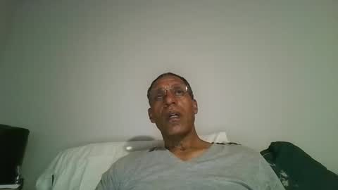 poolguy2496 online show from October 5, 6:33 am