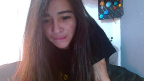 porcelainlux online show from January 17, 9:50 pm