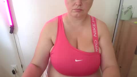 MelissOfficial online show from July 22, 6:59 am