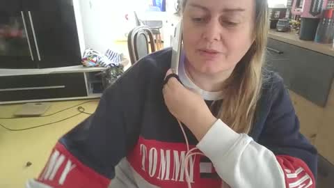MelissOfficial online show from May 13, 7:51 am