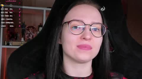 Robyn online show from April 4, 11:06 am