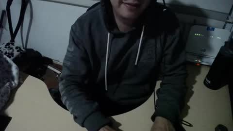 powerfulzeus2 online show from September 25, 3:13 am