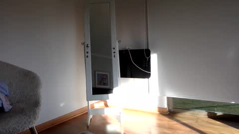 ppsmall_17 online show from October 28, 11:11 am