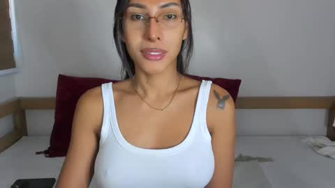 Paula online show from March 23, 3:00 am