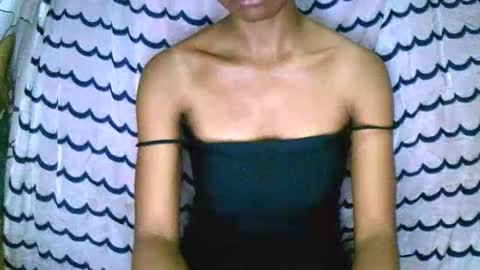 prettiethalia online show from January 5, 9:51 pm