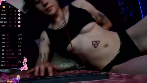 pretty_cristal22 online show from March 26, 11:54 pm