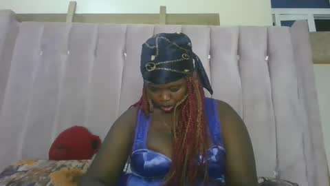 pretty_fel online show from November 18, 4:10 pm