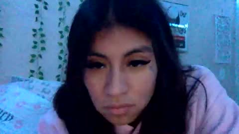 pretty_girl828687 online show from November 4, 5:53 am